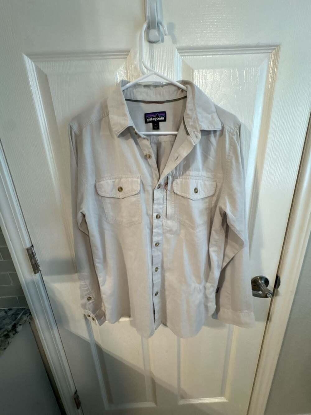 Patagonia Long-Sleeve Shirt Size S Beige Worn Wear